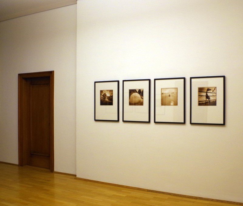 Vermessung der Zeit - Literaturhaus Stuttgart. Lochkamera Fotografien aus der serie "Mihaelas Garten"